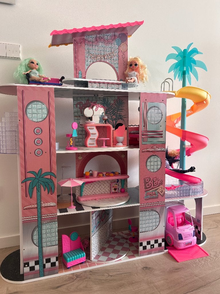 LOL Surprise House in zeer mooie, complete staat!, Ophalen, Zo goed als nieuw, Poppenhuis