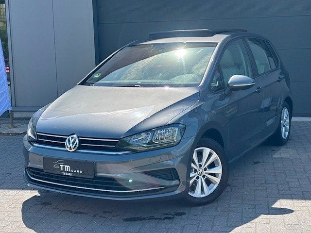 VW Golf Sportsvan benzine 150pk automaat, Autos, Volkswagen, Entreprise, Achat, Golf, ABS, Caméra de recul, Phares directionnels