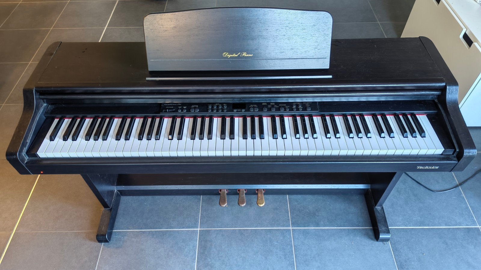 piano digital technics à réparer, Enlèvement, Piano, Digital