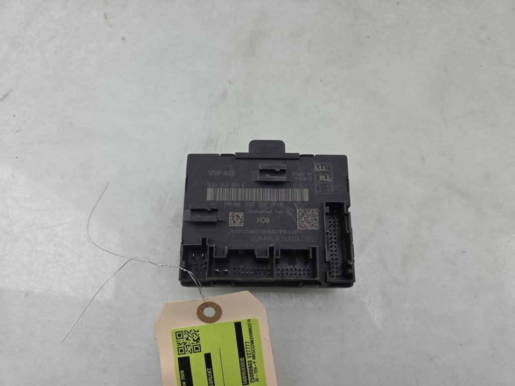 COMPUTER CENTRALE VERGRENDELING Volkswagen Tiguan (AD1), Dhr. J. Ham, Gebruikt, Volkswagen, Administratie@autoham.nl