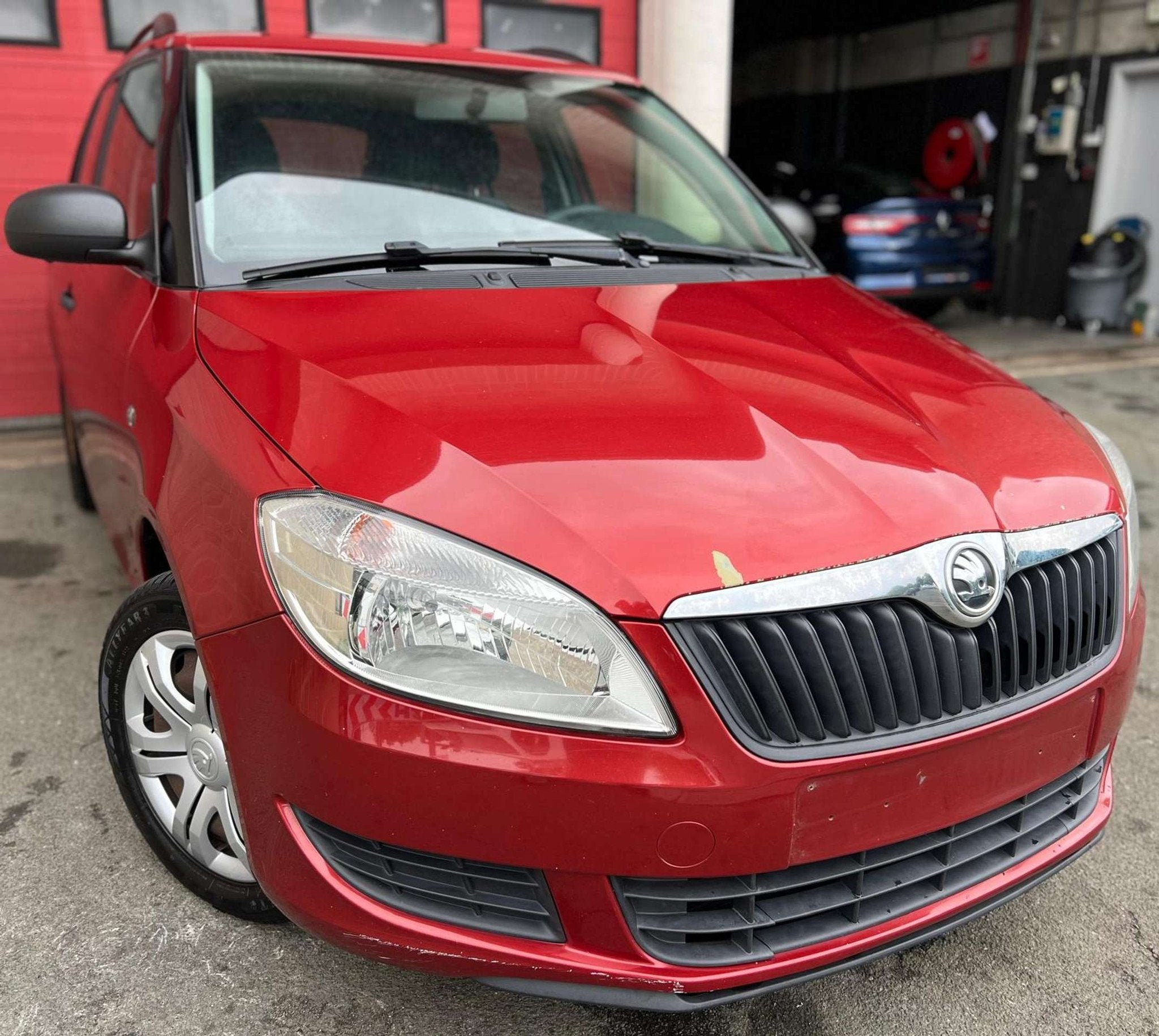 Skoda Fabia SW 1.2 CR TDi Ambition DPF + CLIM, Rouge, Euro 5, Achat, Entreprise
