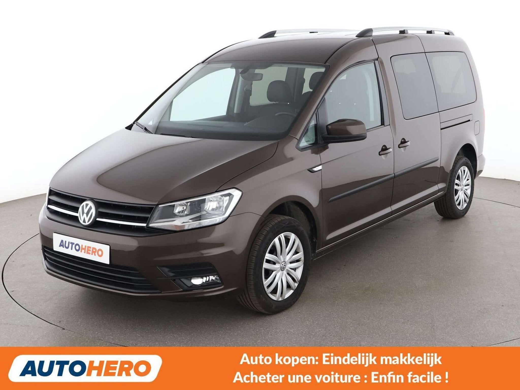 Volkswagen Caddy 2.0 TDI Maxi Trendline BlueMotion Tech, Auto's, Voorwielaandrijving, Gebruikt, Bruin, 7 zetels