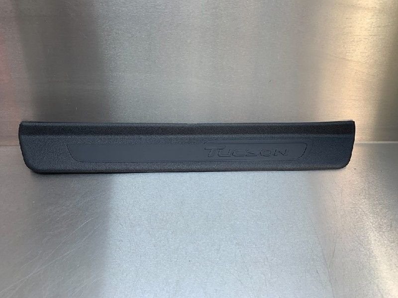 DIVERSEN Voorinstap links Tucson (TL) (|85873D7000|), Nieuw, Hyundai