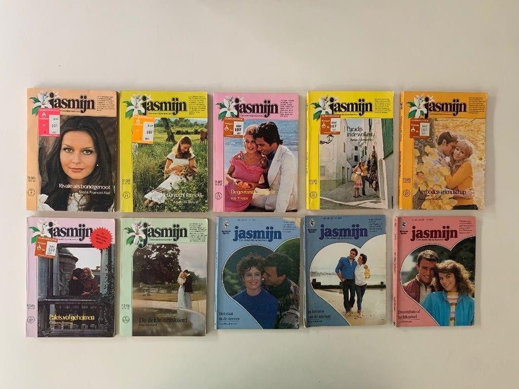 10 romannetjes Jasmijn, Ophalen of Verzenden, Gelezen