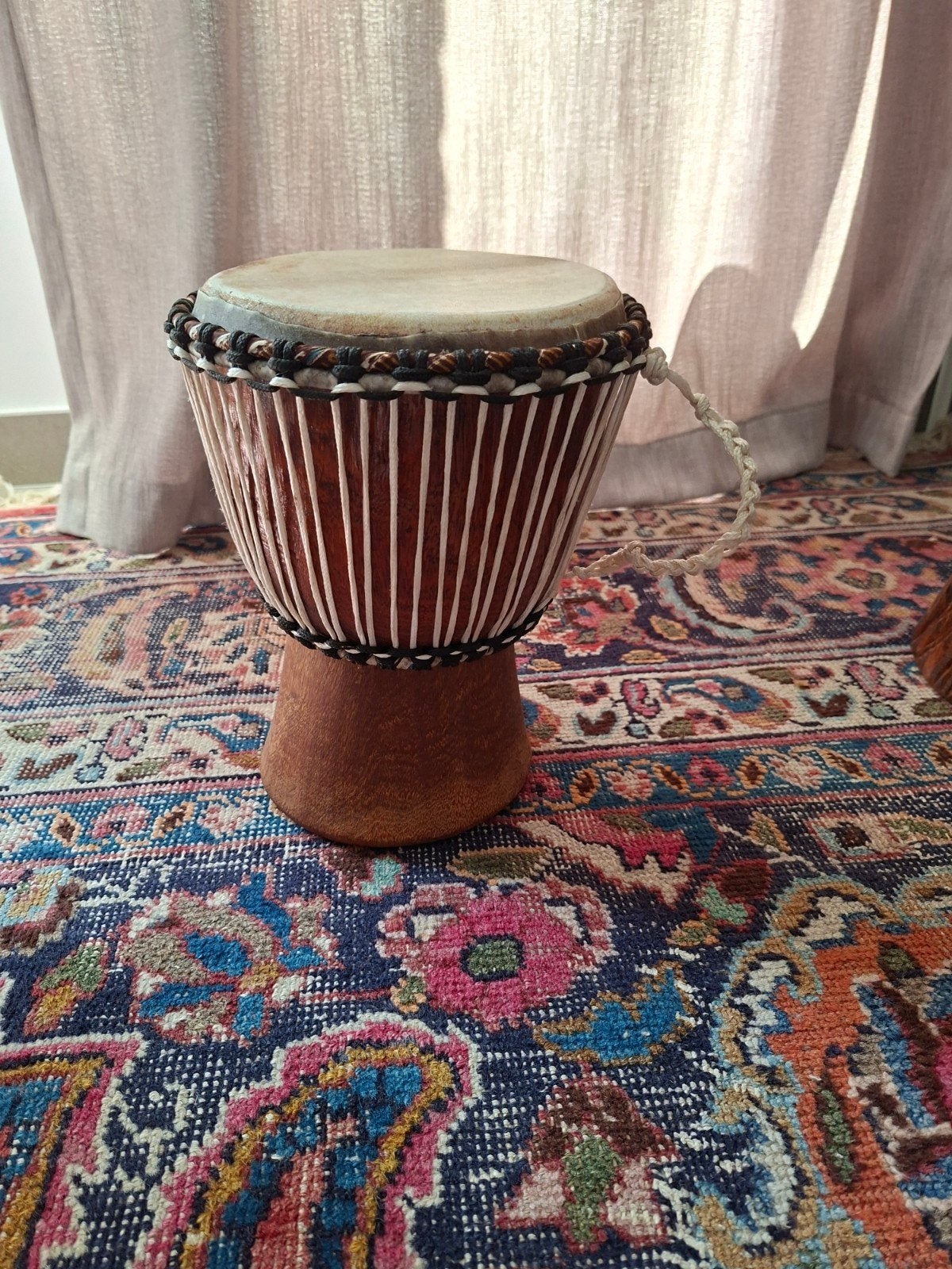 kleine Gambiaanse djembe, Muziek en Instrumenten, Percussie, Ophalen, Zo goed als nieuw