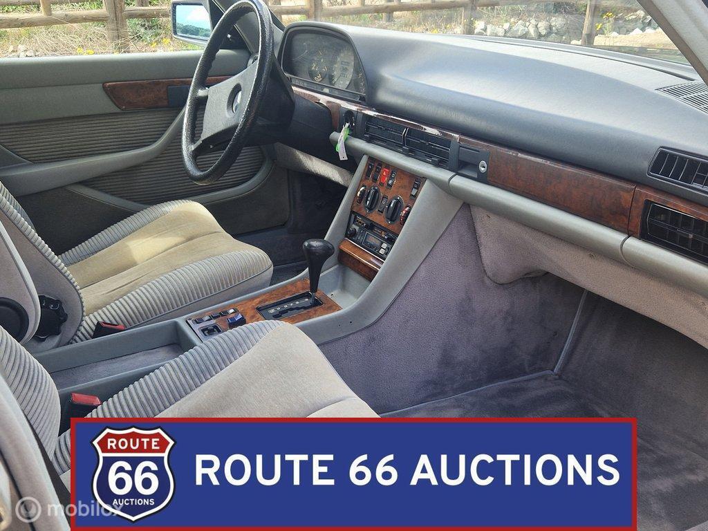 Mercedes-Benz 500 SEL | 1984 | Route 66 Auctions, Auto's, Zwart, Mercedes-Benz, Bedrijf, Handgeschakeld