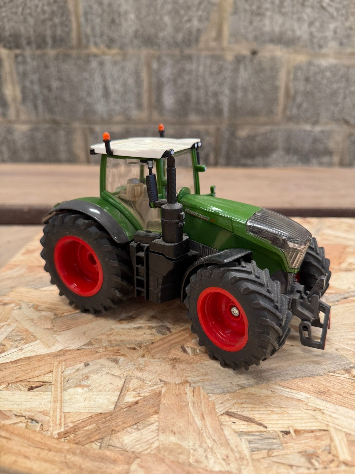 Fendt 1050 vario schaalmodel, Hobby en Vrije tijd, Ophalen, Zo goed als nieuw, Tractor of Landbouw