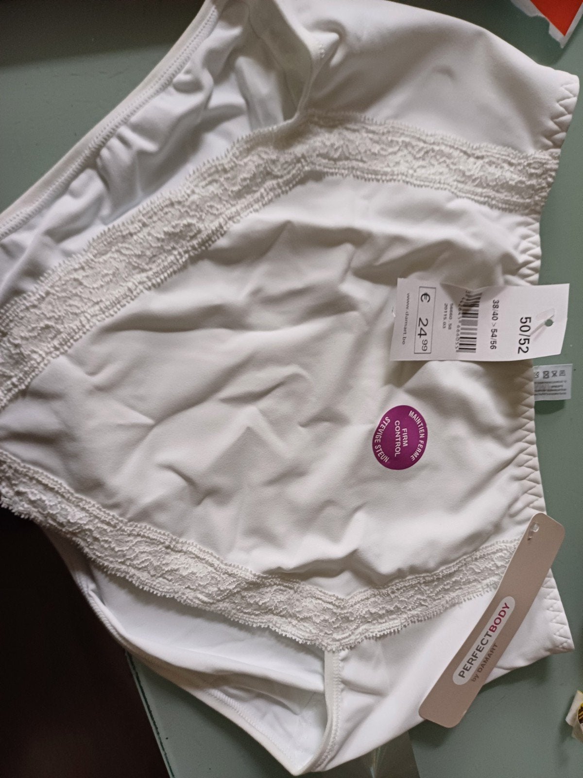 Slip  correc.Damart blanc XL (50/52)  étiq.24,99 euros, Neuf, Lingerie ou Maillot de bain, Enlèvement ou Envoi, Blanc