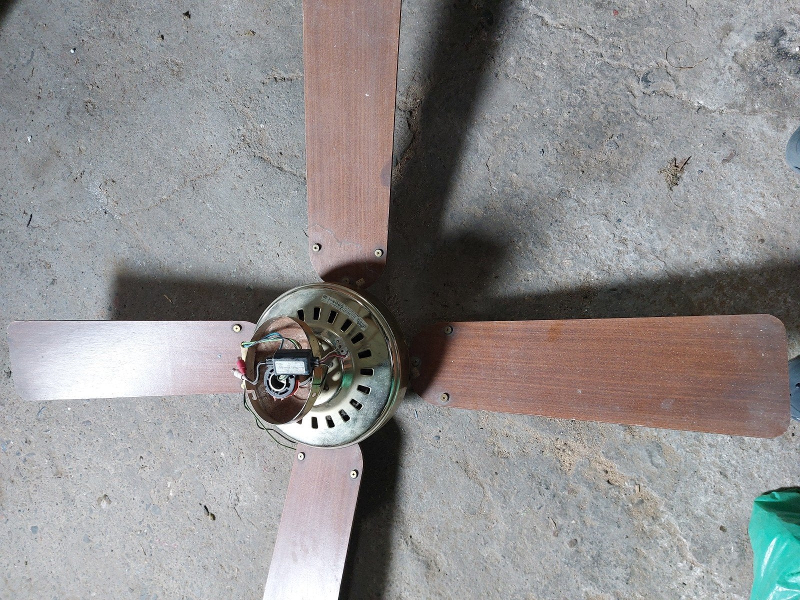 Ventilateur de plafond, Enlèvement