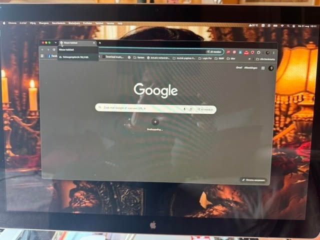 Apple Cinema Display LED (24-Inch), Ophalen, Ingebouwde speakers, Minder dan 1 ms, Zo goed als nieuw