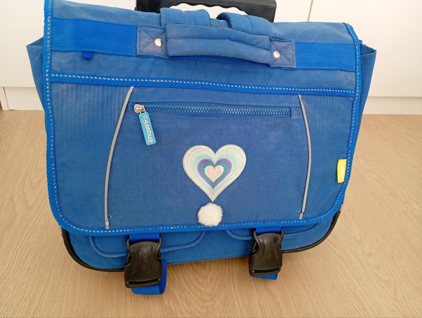 schoolboekentas lagere school met wieltjes, Handtassen en Accessoires, Ophalen, 30 tot 40 cm, Blauw, Zo goed als nieuw