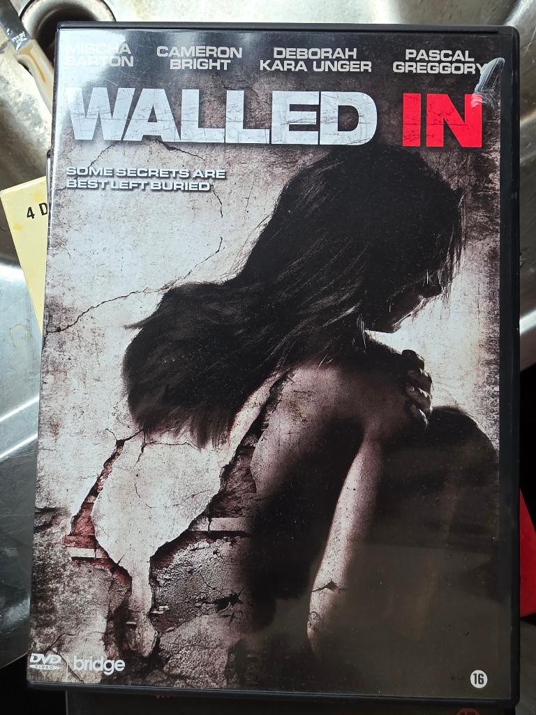 Walled in dvd horror, Cd's en Dvd's, Dvd's | Horror, Ophalen of Verzenden, Zo goed als nieuw, Slasher