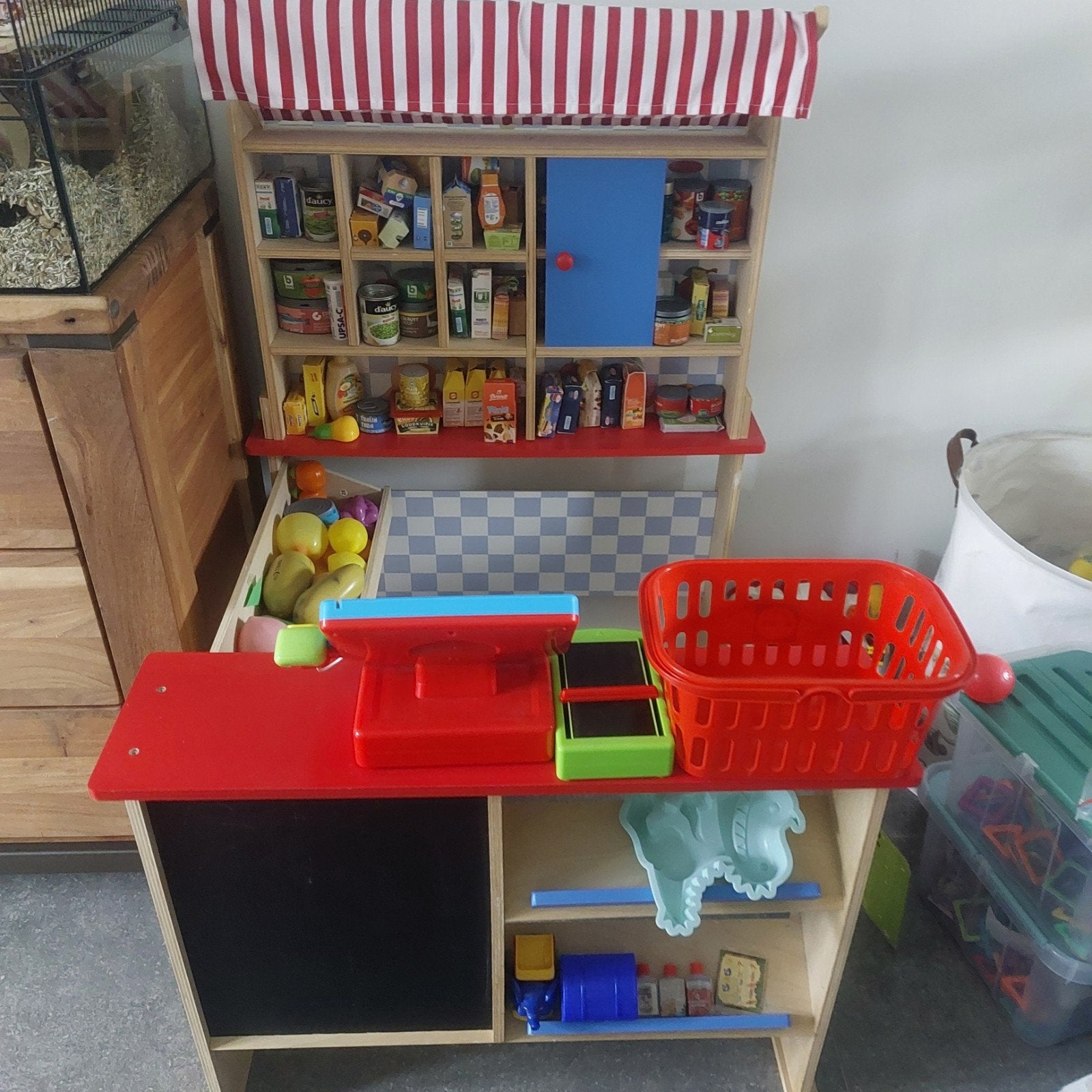 speelgoed winkeltje, Kinderen en Baby's, Speelgoed | Buiten | Speelhuisjes, Ophalen, Zo goed als nieuw, Hout