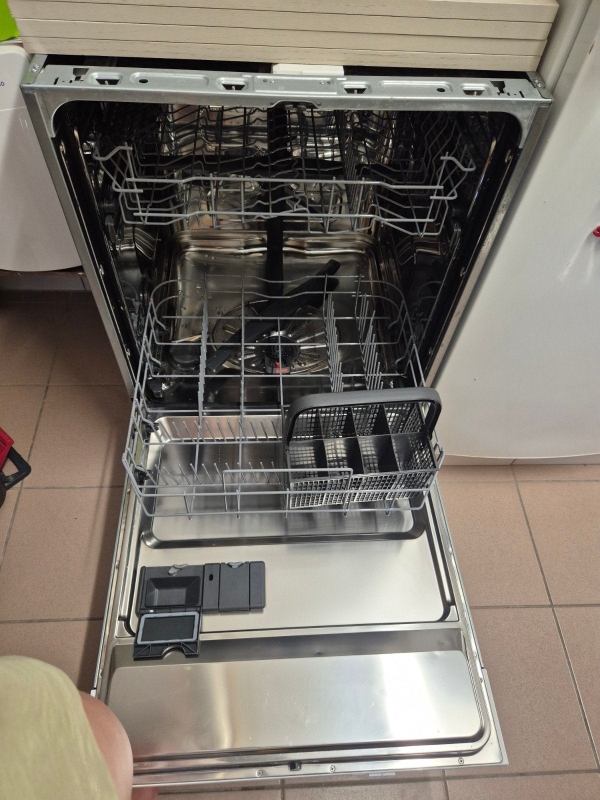 Zanussi Inbouw Vaatwasser – AirDry, Enlèvement, Encastré