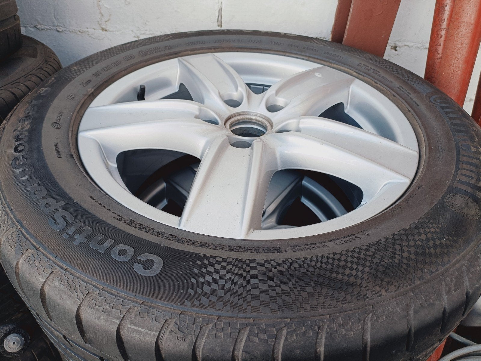 Porsche Caïman, Enlèvement
