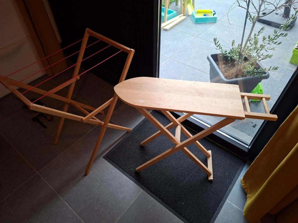 Kinderstrijkplank en wasrek hout, Ophalen