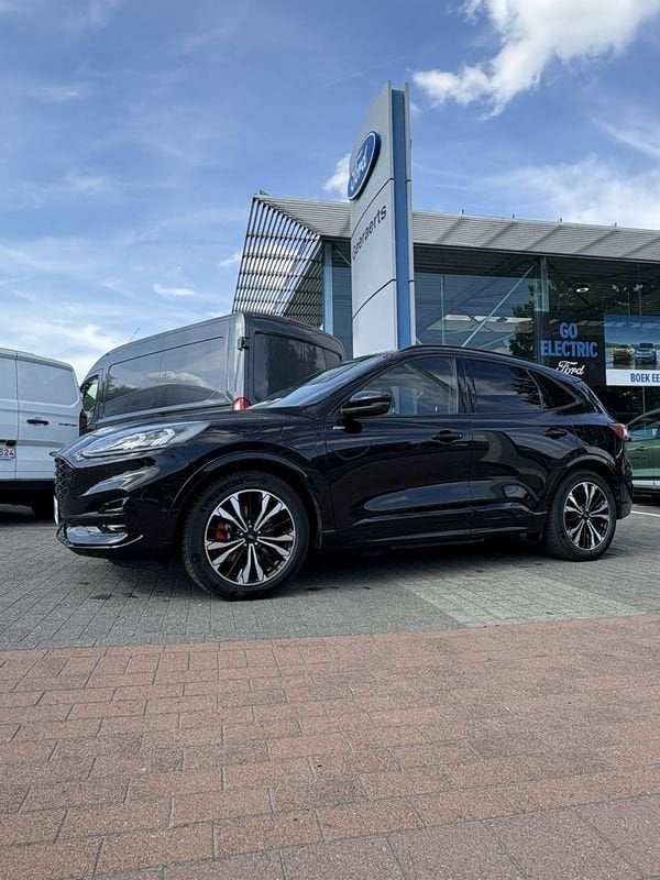 Ford Kuga ST-Line X PHEV AUT, Auto's, Gebruikt, Zwart, 4 cilinders, Alcantara