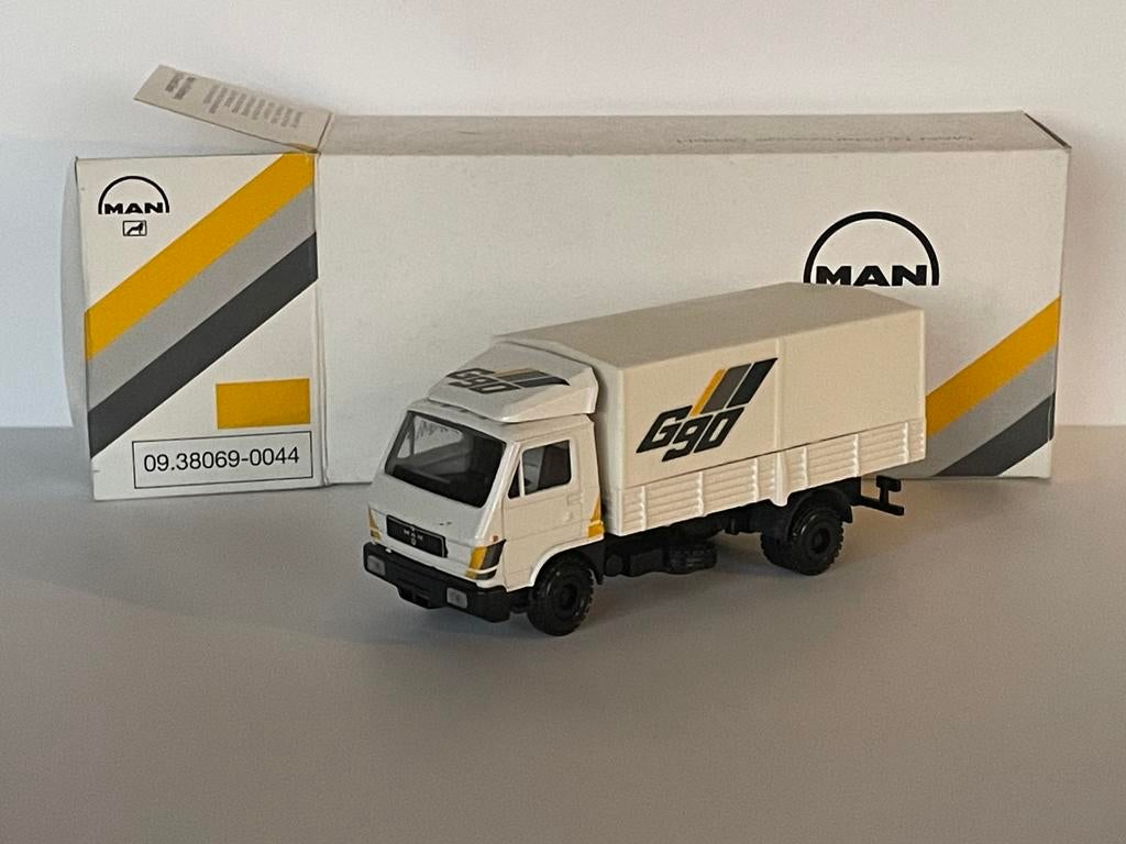 CONRAD MAN G90 huifbakwagen 1:50, Hobby en Vrije tijd, Ophalen, Zo goed als nieuw, Bus of Vrachtwagen, Conrad