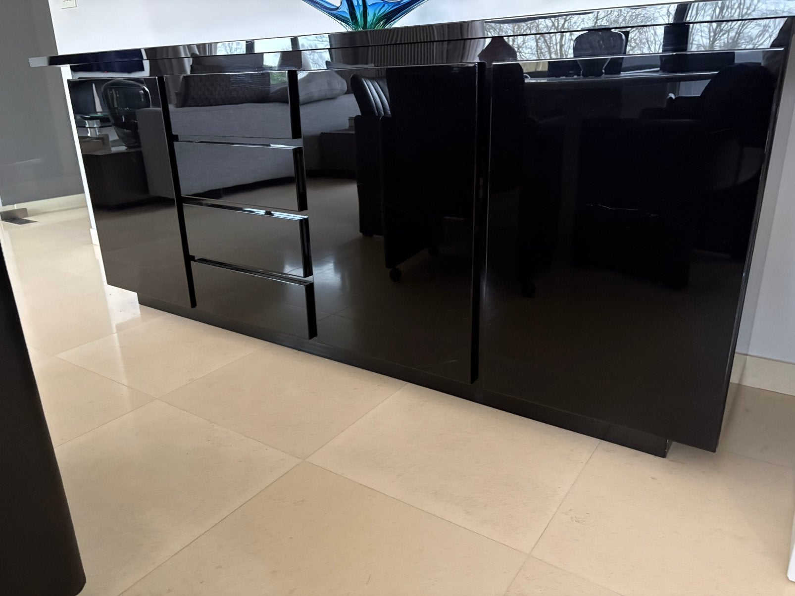 Kast dressoir, Enlèvement, Utilisé