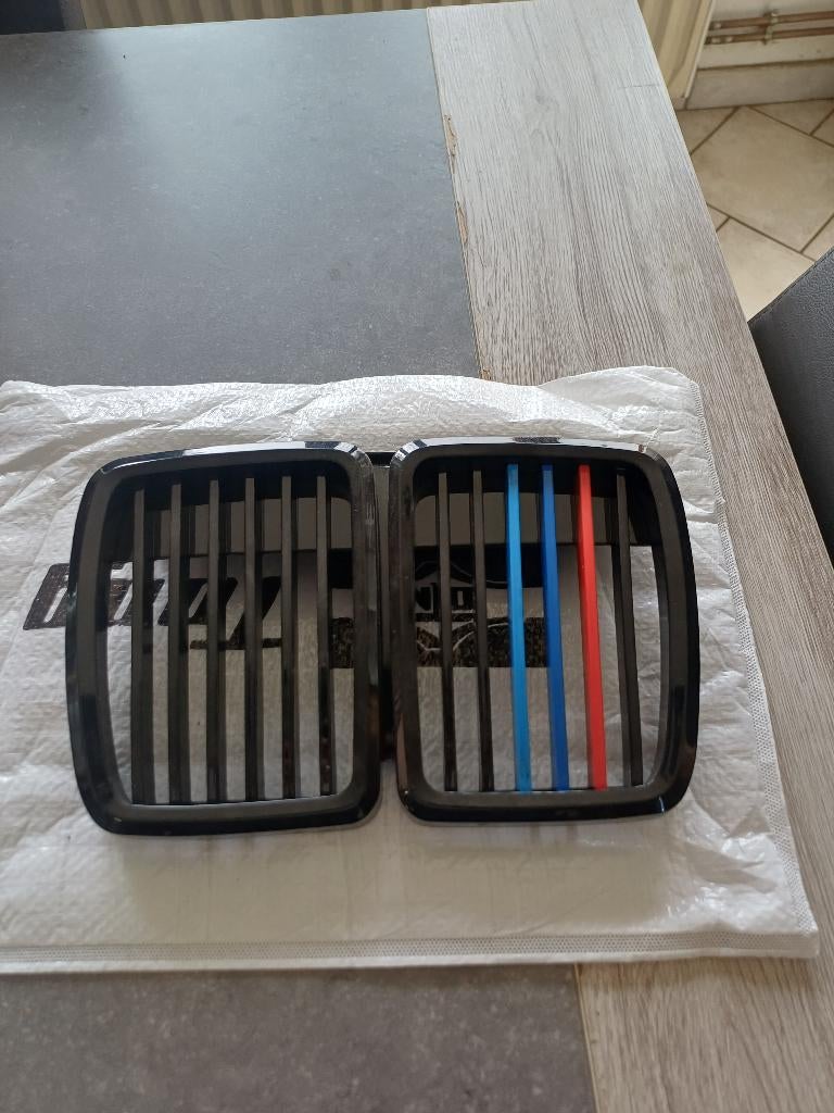 Calandre bmw e30, Enlèvement, Neuf, BMW