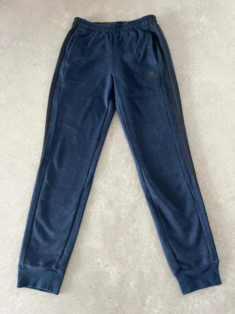 Blauwe joggingbroek Adidas Essentials XS, Blauw, Ophalen of Verzenden, Zo goed als nieuw, Algemeen
