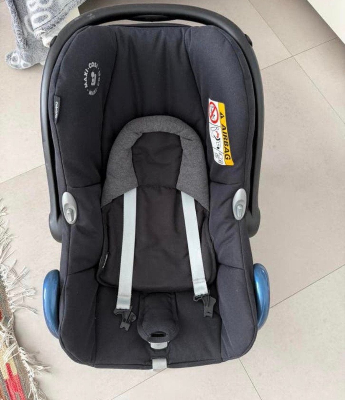 Maxi cosi, Enlèvement, Comme neuf
