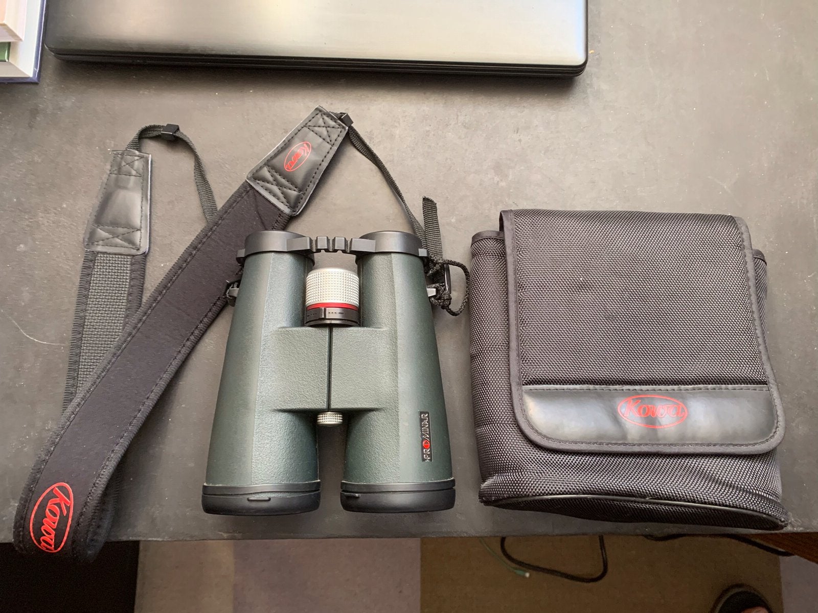 Kowa BD56-10XD verrekijker, Ophalen of Verzenden, Zo goed als nieuw
