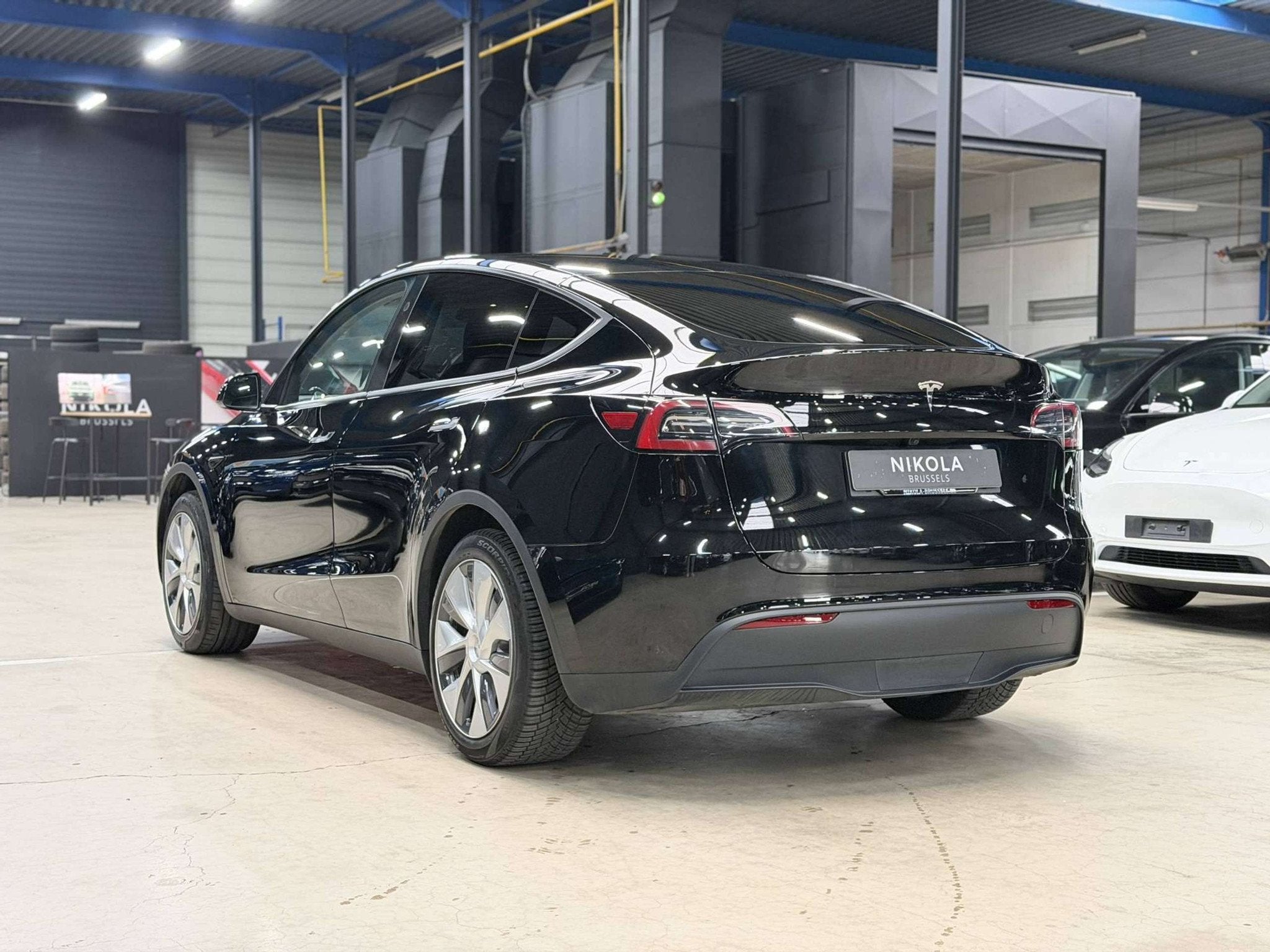 Tesla Model Y PREMIUM RWD - HARDWARE 4 - AUTOPILOT - FULL BL, Autos, Cuir, 299 ch, Achat, Entreprise