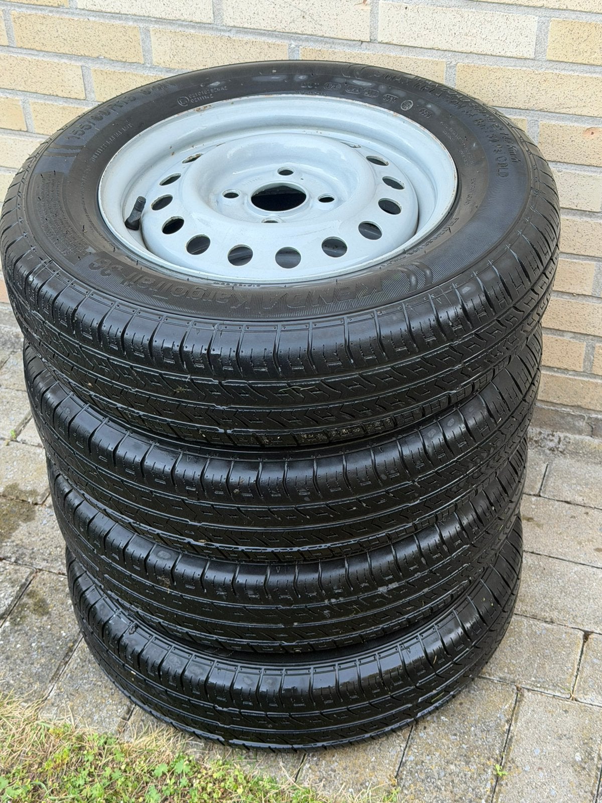 BANDEN MET VELG voor aanhangwagen 750kg, Auto diversen, Aanhangwagen-onderdelen, Ophalen, Zo goed als nieuw