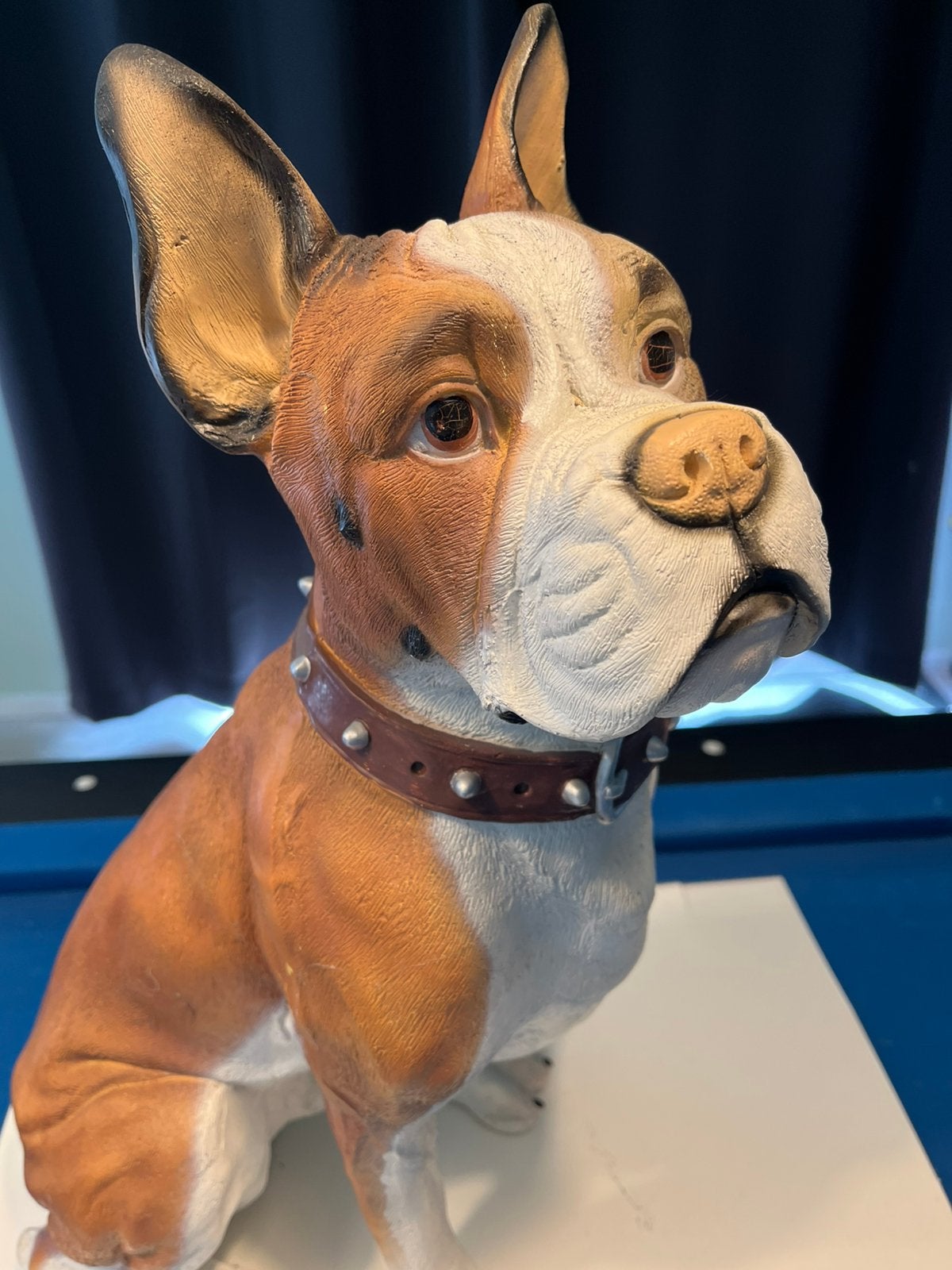Beeld franse bulldog, Enlèvement