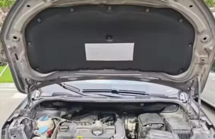 VW Touran Caddy motorkap geluid thermische isolatie, Ophalen, Nieuw, Volkswagen