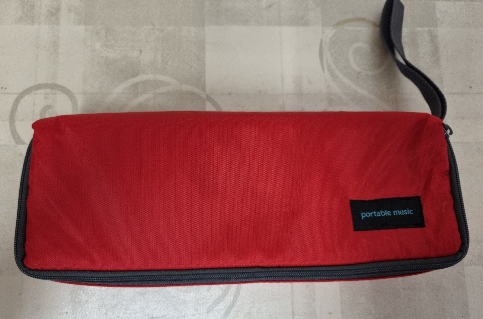 Sac de rangement pour cassettes à musique, Enlèvement