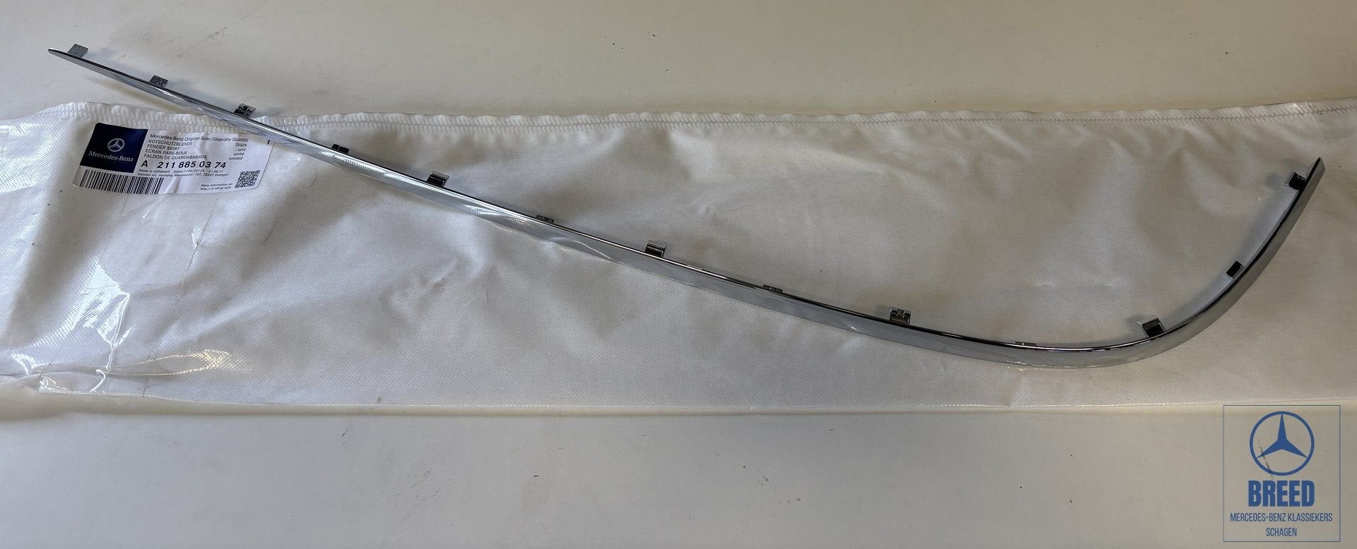 NOS sierlijst achterbumper links Mercedes-Benz W211 T-model, Neuf, -, -, Enlèvement ou Envoi