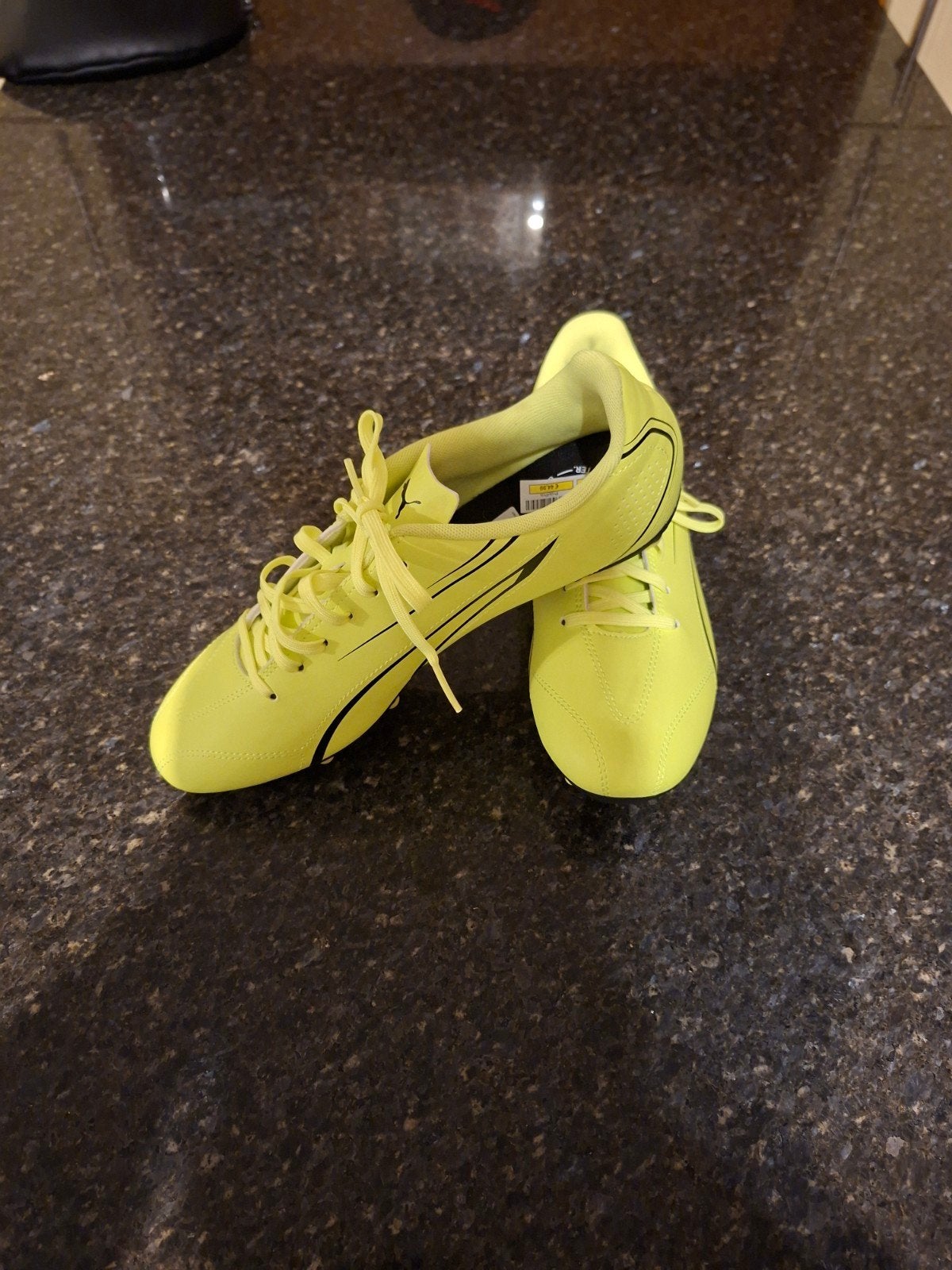 PUMA voetbalschoenen maat 42, Sport en Fitness, Voetbal, Ophalen, Nieuw, Schoenen