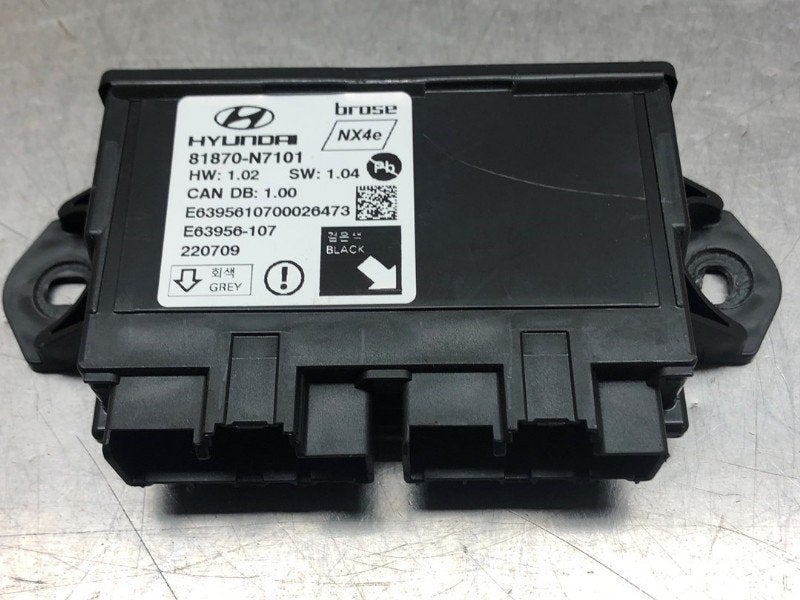 MODULE DE COMMANDE DU HAYON Tucson (NX) (|81870N7101|), Brose SE, Info@brose.com, Utilisé, Max-Brose-Straße 1
96450  Coburg, DE