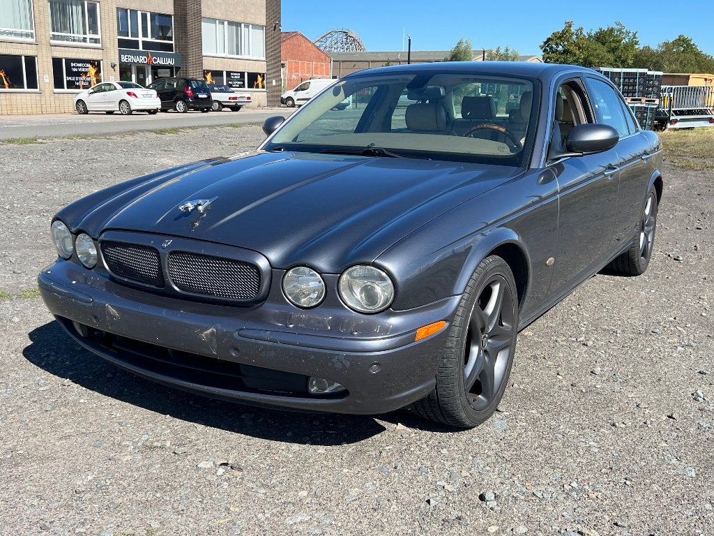 Jaguar XJ Sovereign 2.7D V6 automaat – 2007 – 346.745 km, Auto's, Automaat, Achterwielaandrijving, Beige, Beige