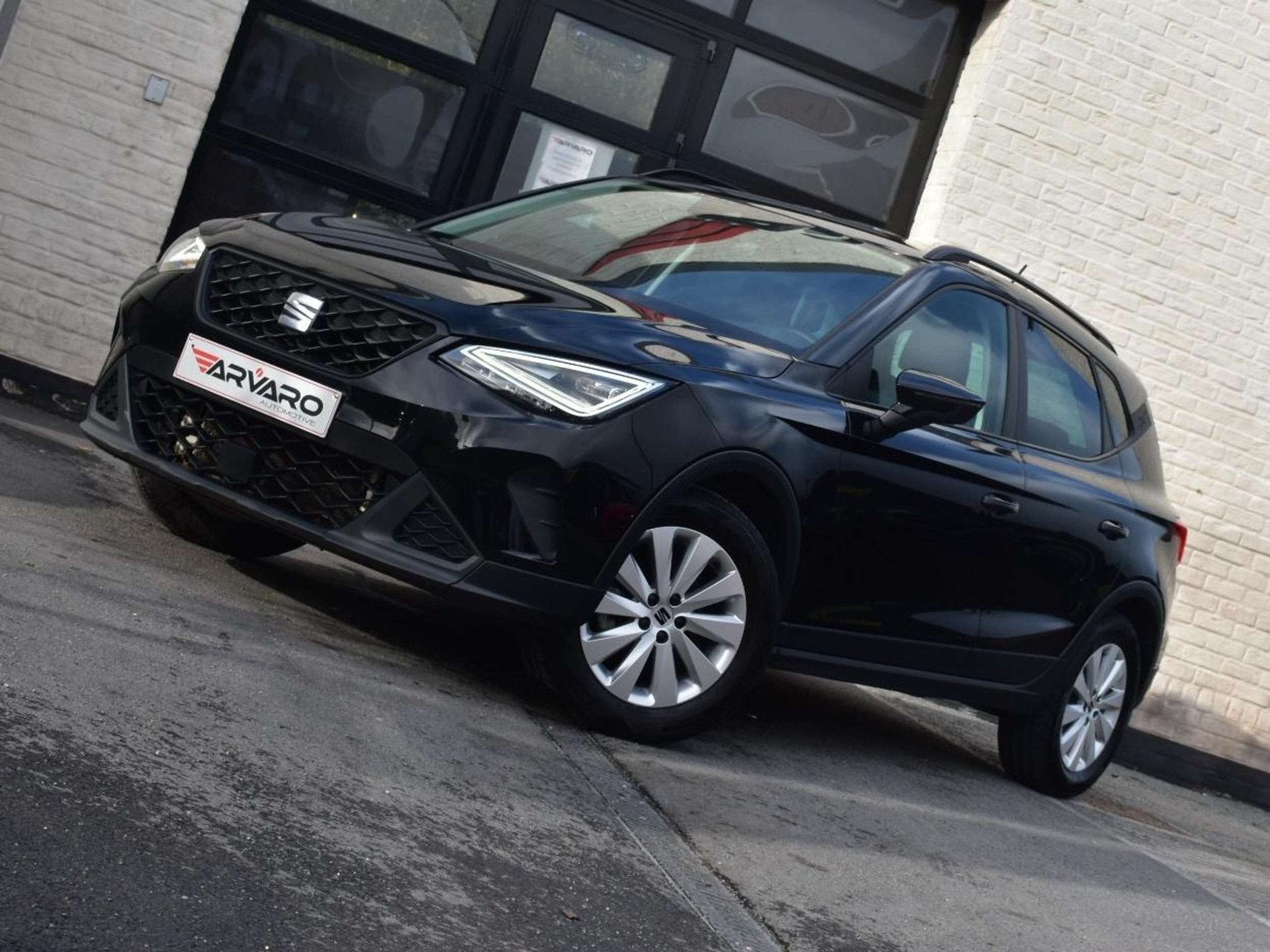 SEAT Arona 1.0 TSI Style DSG / Xenon / Leder / Cruise / Carp, Autos, Achat, Entreprise, Ordinateur de bord, 5 portes