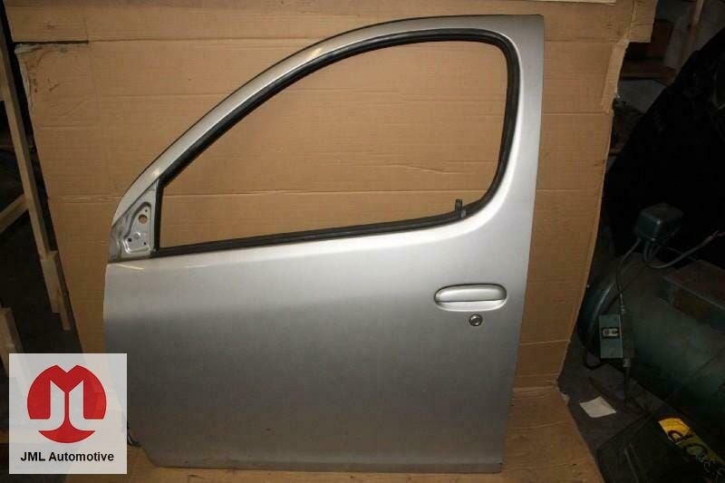 PORTIER DEUR LINKS VOOR TOYOTA YARIS VERSO, Auto-onderdelen, Gebruikt, -, Deur, -