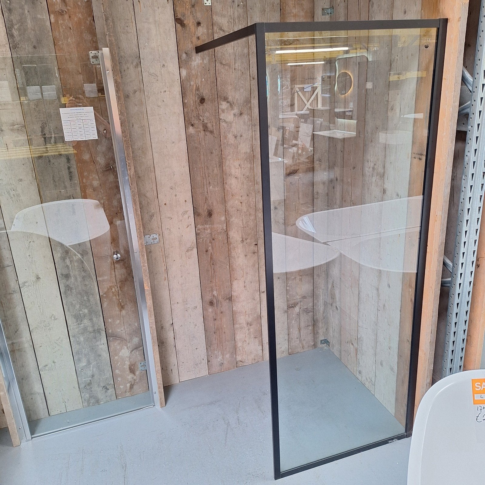 OP=OP douchewand zwart kader 80x200 nr440, Huis en Inrichting, Ophalen of Verzenden, Nieuw, Zwart, Glas