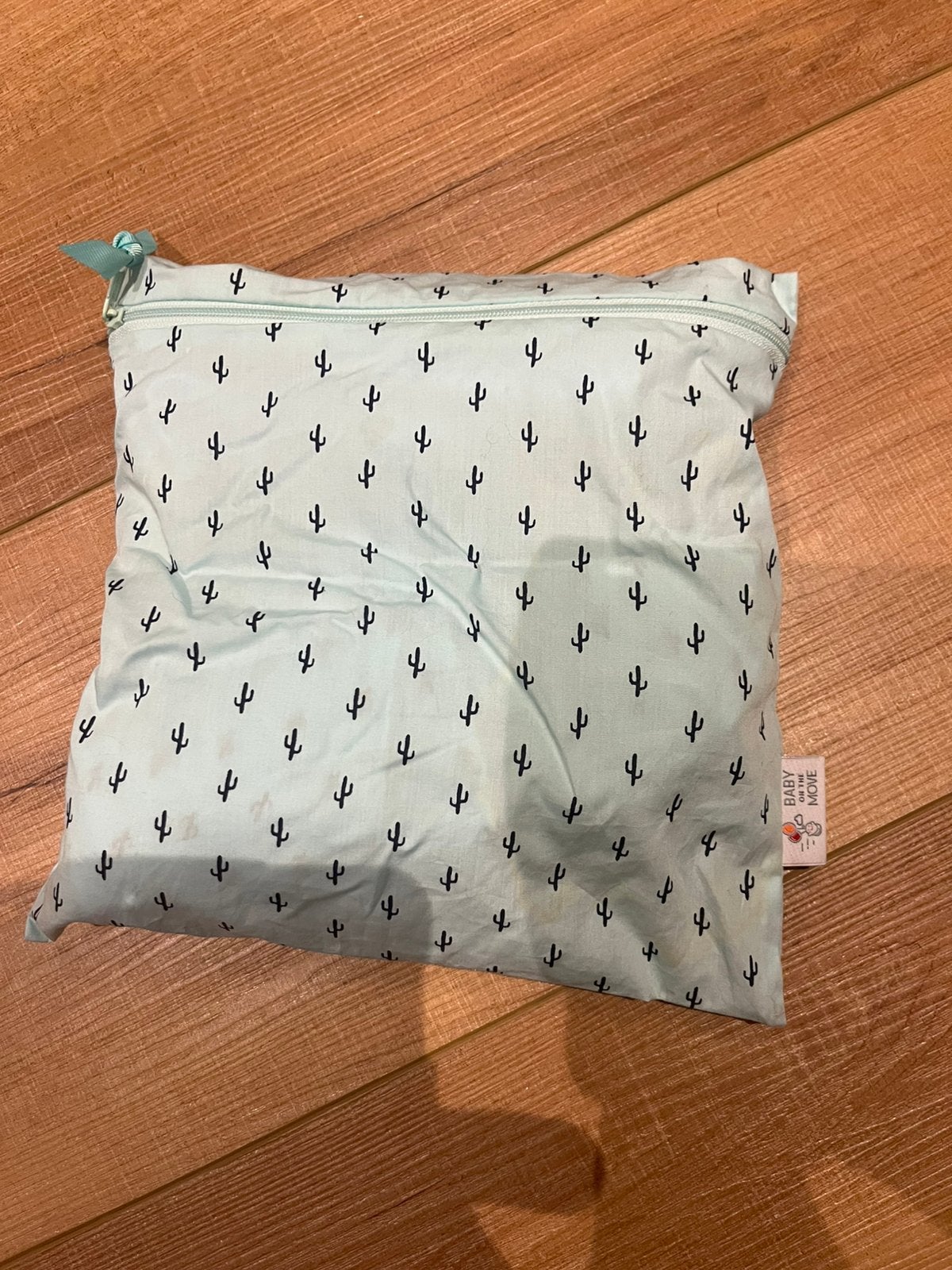 Nursing cocoon - borstvoedingsdoek, Ophalen, Zo goed als nieuw