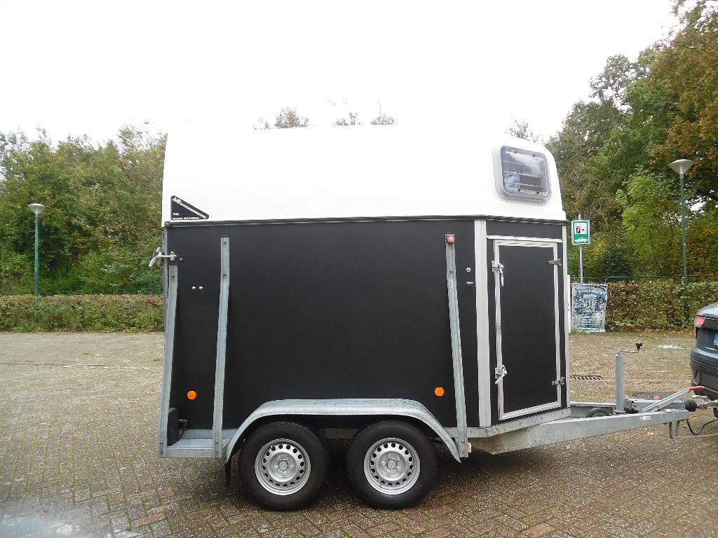 mooie ruime 1.5 paards trailer. xx-trail bj 2007, Dieren en Toebehoren, Paarden en Pony's | Overige Paardenspullen, Zo goed als nieuw
