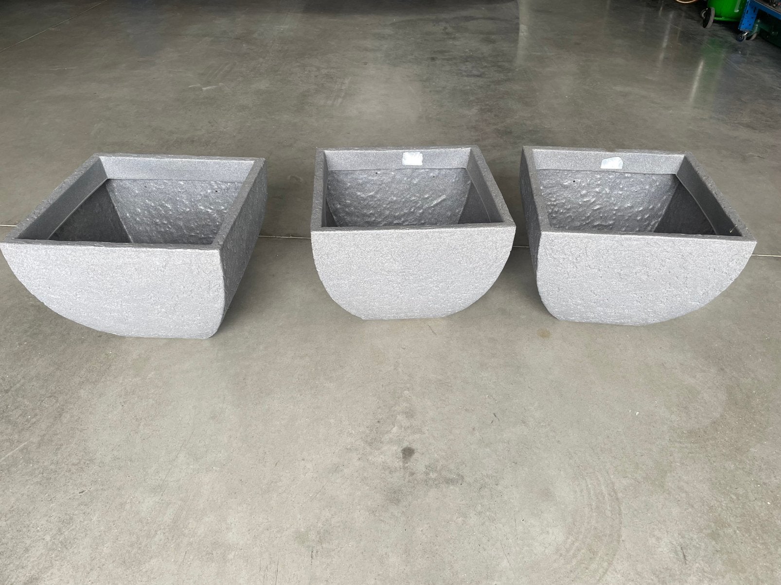 Drie bloembakken in kunststof, Ophalen, Zo goed als nieuw, Kunststof