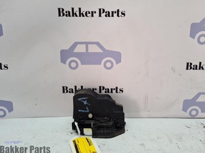 Deurslot Mechaniek 4Deurs links-achter van een BMW 1-Serie, Gebruikt, -, -, 3 maanden garantie