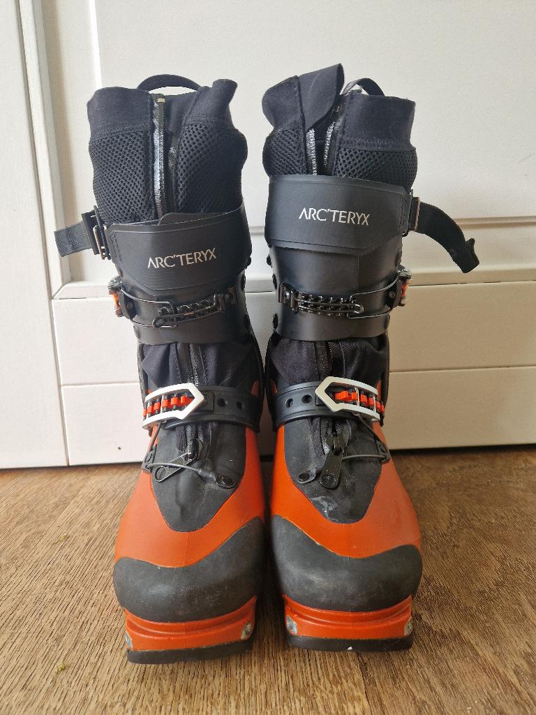 Chaussures de ski randonnée Arc'Teryx ProclineCarbonLite M27, 160 à 180 cm, Autres marques, Enlèvement ou Envoi, Utilisé