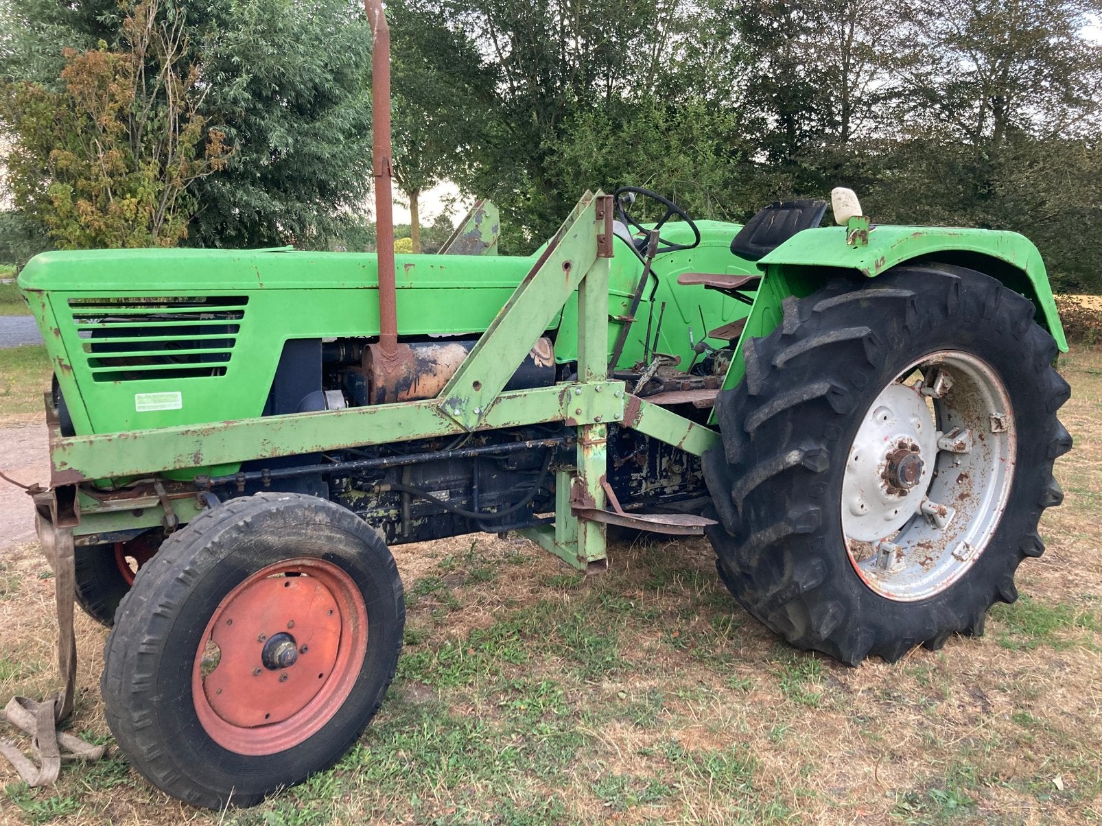 Deutz D8006, Zakelijke goederen, Ophalen