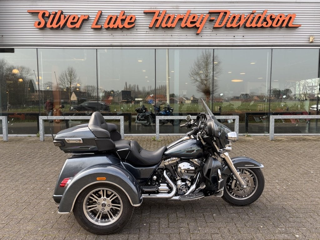 Harley-Davidson Tri Glide met slechts 4343 met 12 maanden wa, Autre, 1690 cm³
