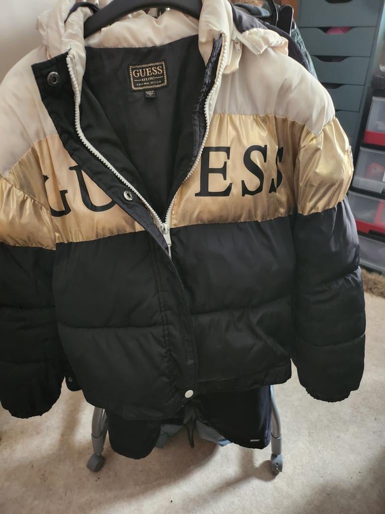 Mooie winterjas van guess, Ophalen, Guess, Zwart, Zo goed als nieuw
