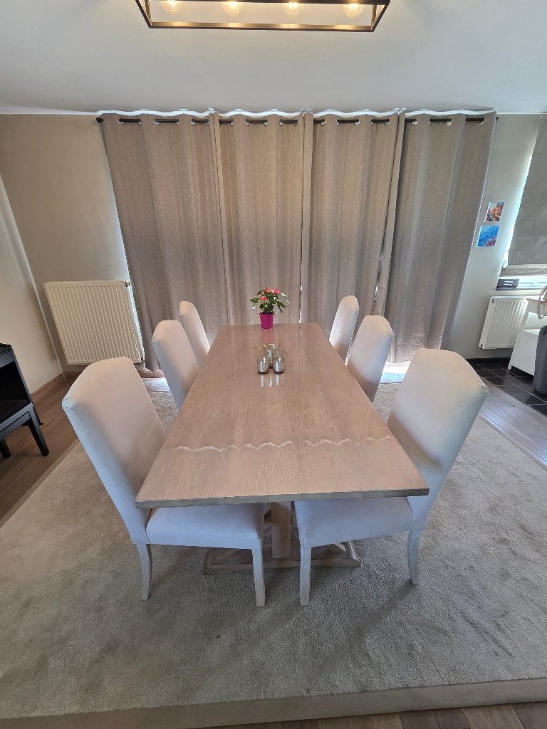 Tafel met 6 stoelen, Ophalen