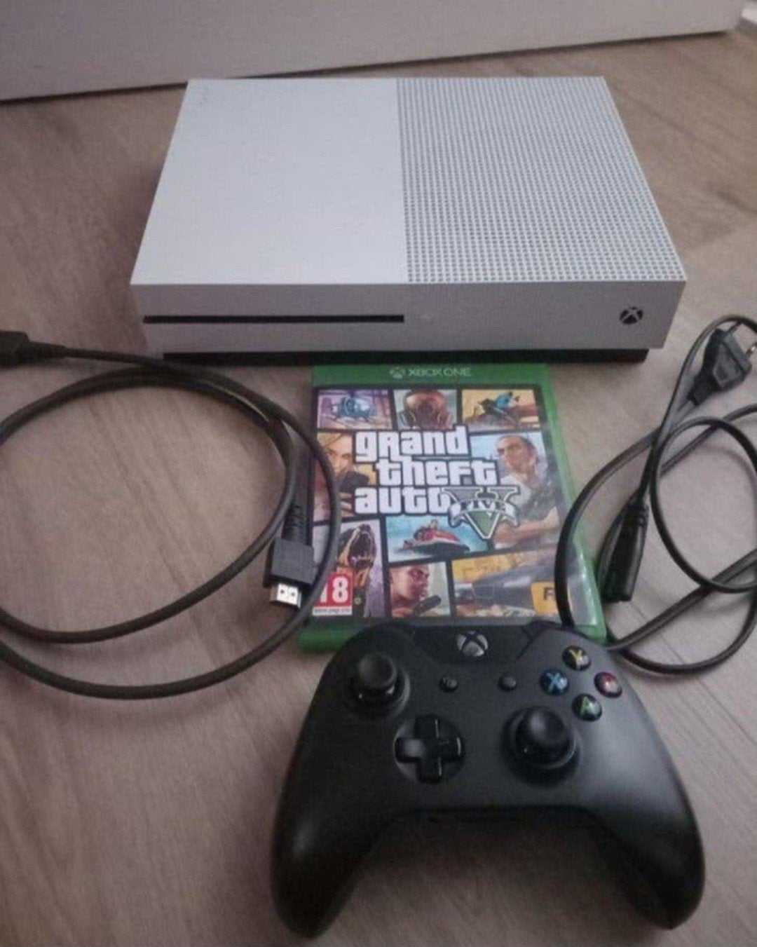 Xbox One S, met 2 spelletjes 1 controller, Consoles de jeu & Jeux vidéo, Consoles de jeu | Xbox One, Enlèvement, Xbox One