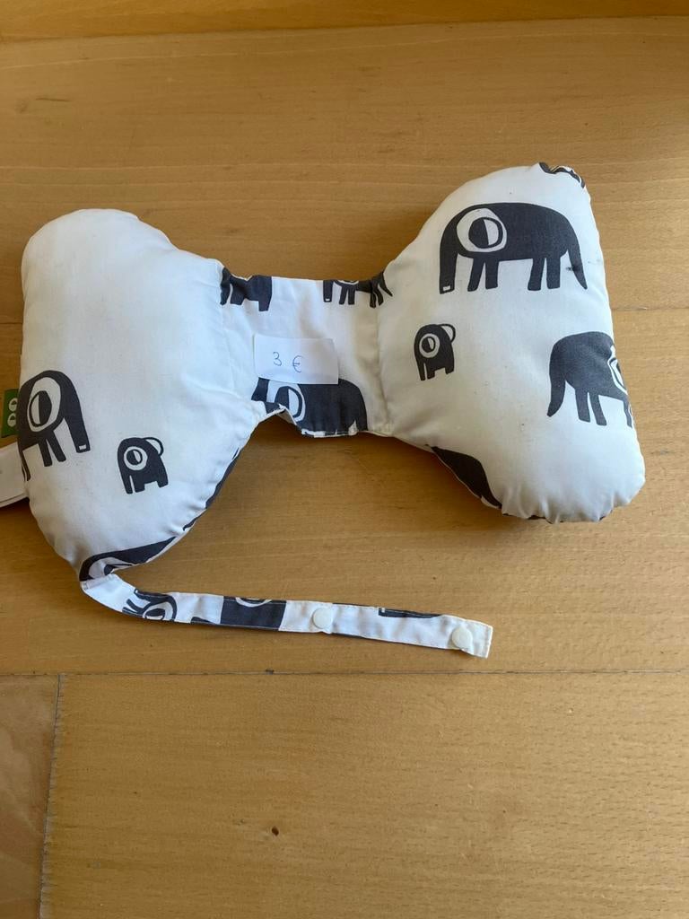 Nekkussentje voor in maxi cosi, Kinderen en Baby's, Autostoeltjes, Ophalen, Zo goed als nieuw
